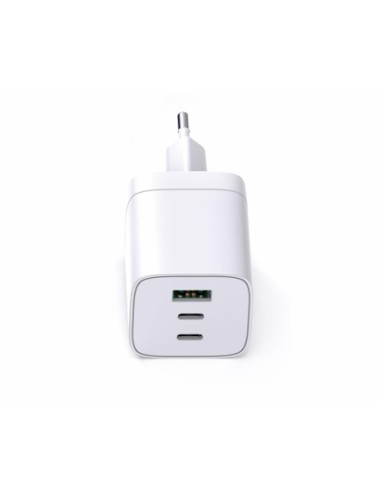 INCARCATOR SERIOUX 65W 2xUSB-C & USB-A
